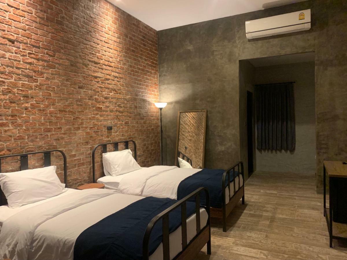 Отель The Barn Hua Hin Кхао Тао Экстерьер фото