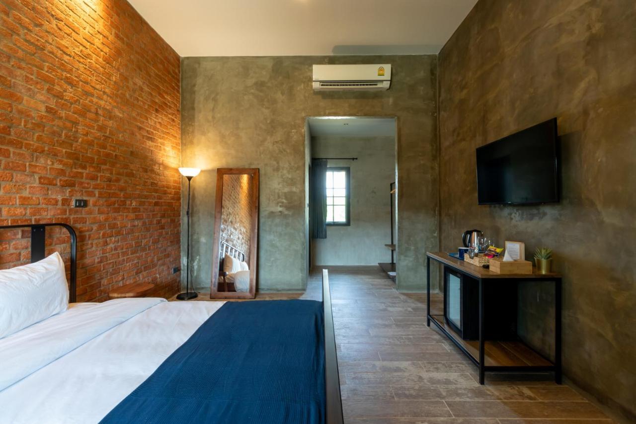 Отель The Barn Hua Hin Кхао Тао Экстерьер фото