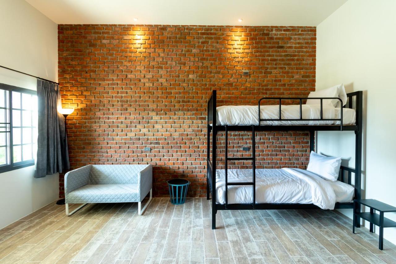 Отель The Barn Hua Hin Кхао Тао Экстерьер фото